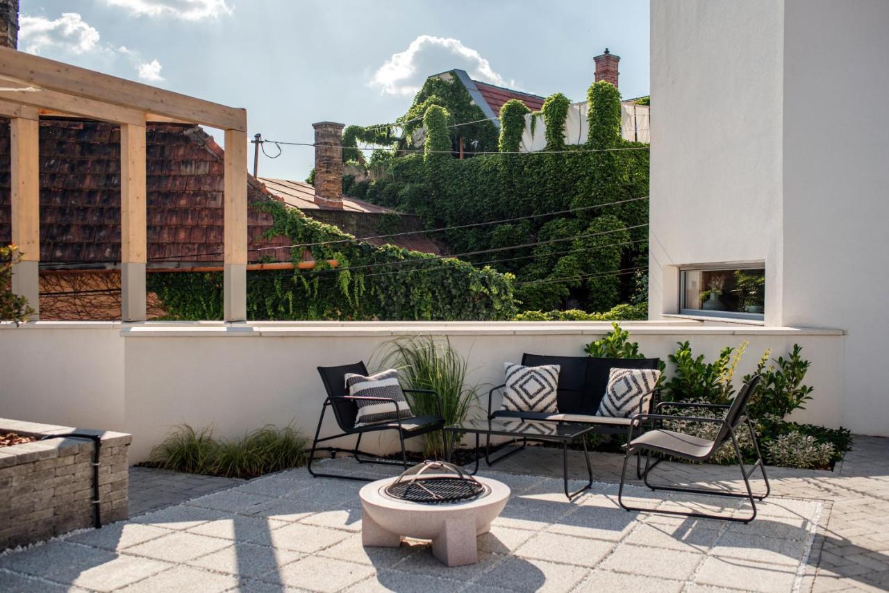 Loftlakasom**** Aparthotel Veszprém Exterior photo